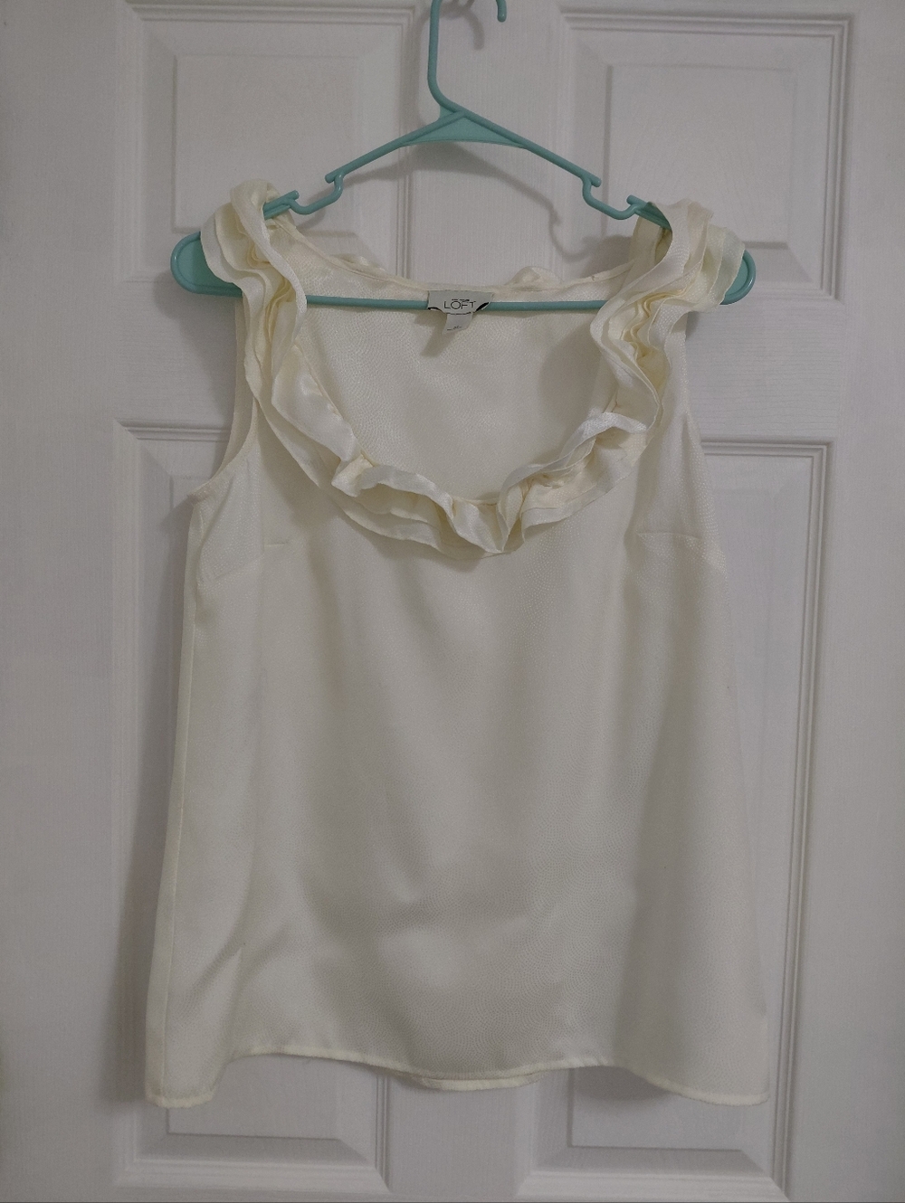 LOFT Cream Ruffled Neck Sleeveless Camisole